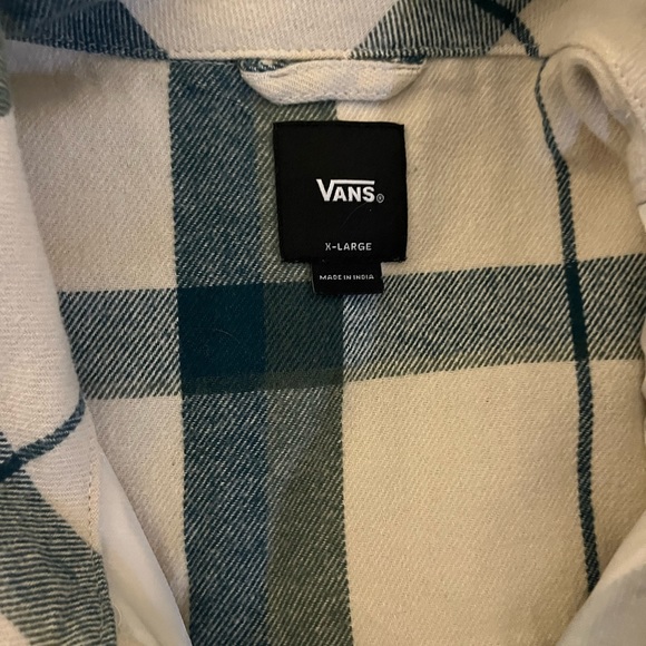 Vans Women's Hal Plaid Shacket Top - Picture 4 of 7